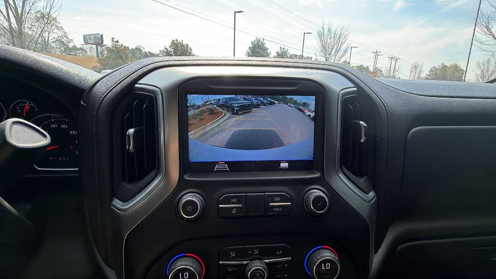 Used 2021 Chevrolet Silverado 1500 LT image 31