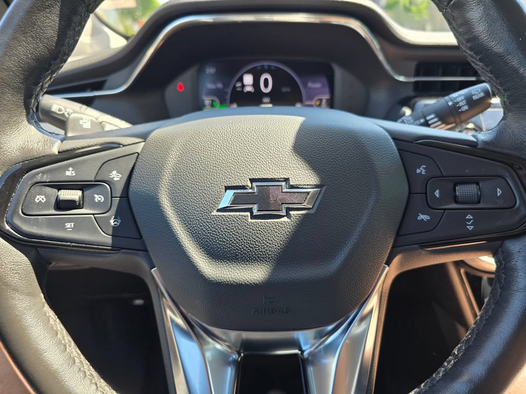 Used 2023 Chevrolet Bolt EUV Premier w/ Sun & Sound Package FWD image 23