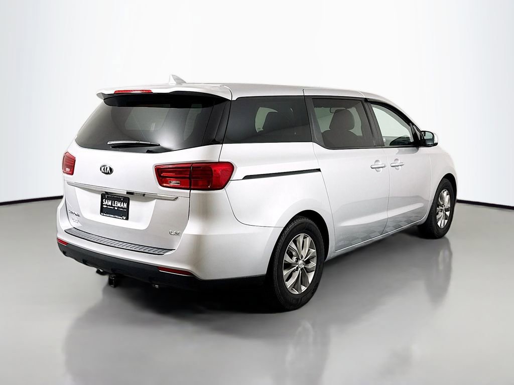 Used 2019 Kia Sedona LX image 7