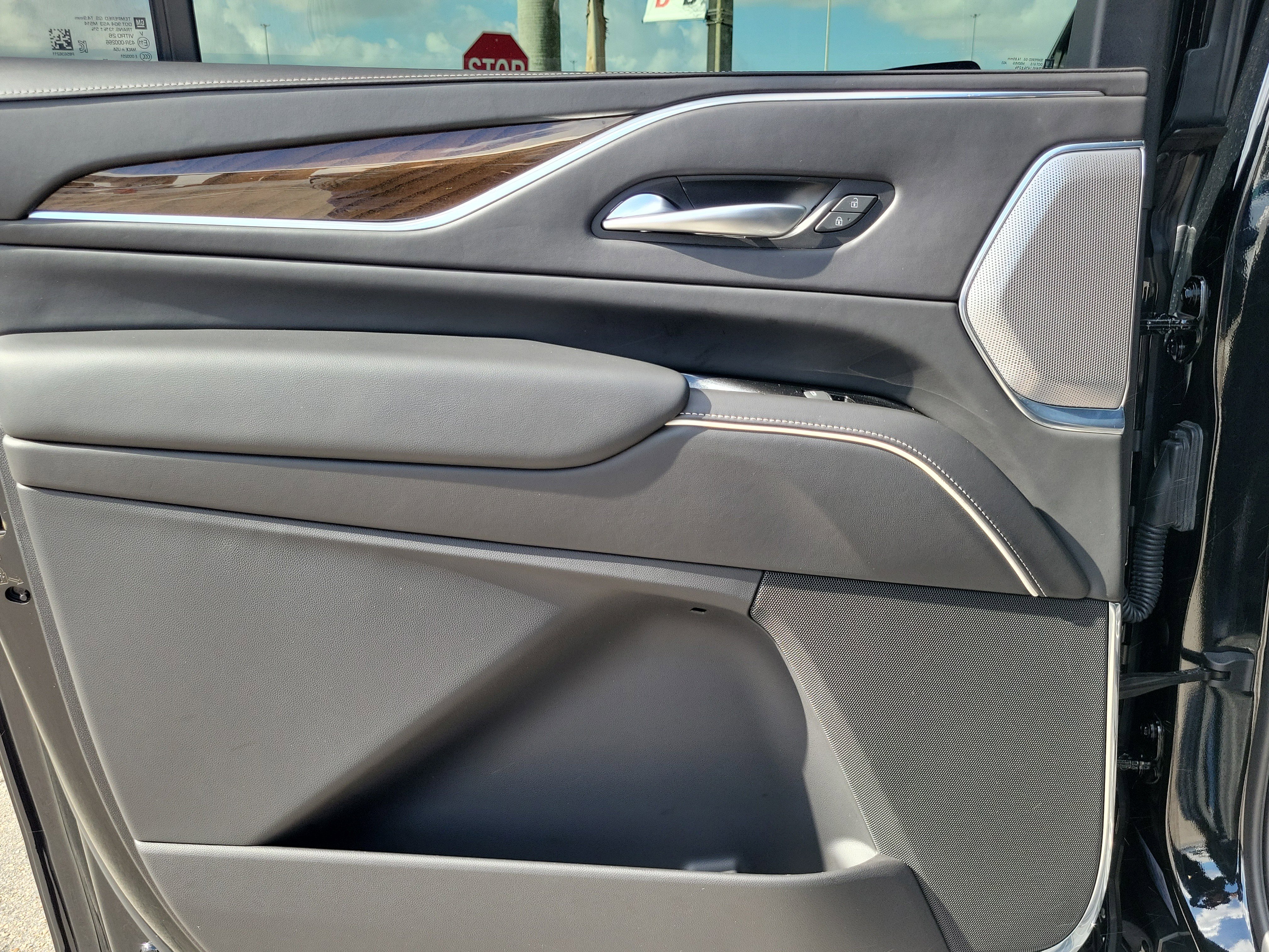 Used 2023 Cadillac Escalade ESV Sport Platinum image 29