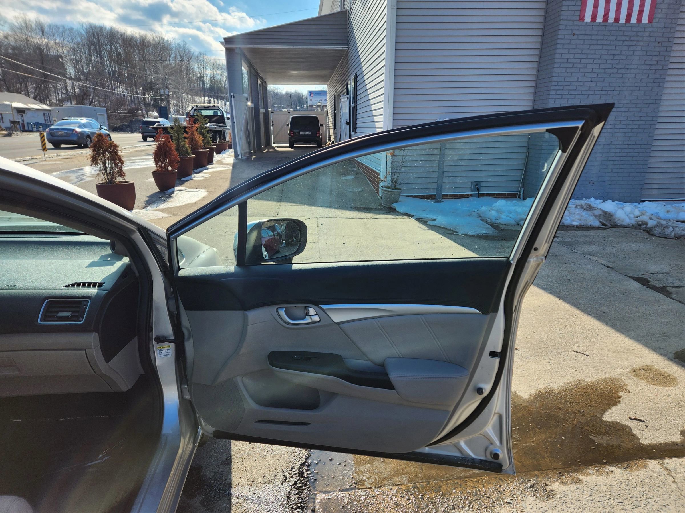 Used 2015 Honda Civic Hybrid Sedan image 16