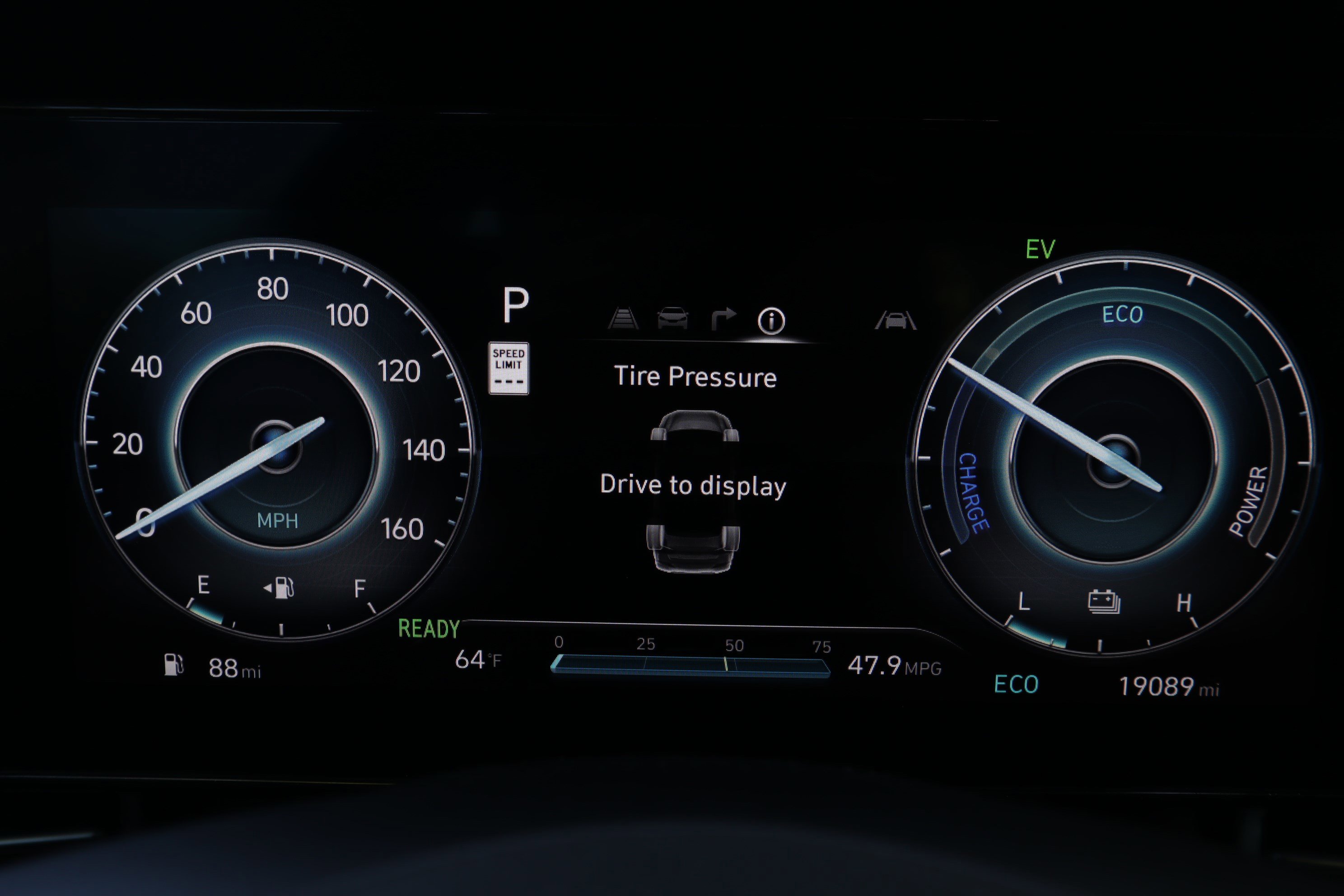 Used 2024 Hyundai Elantra Limited FWD image 12