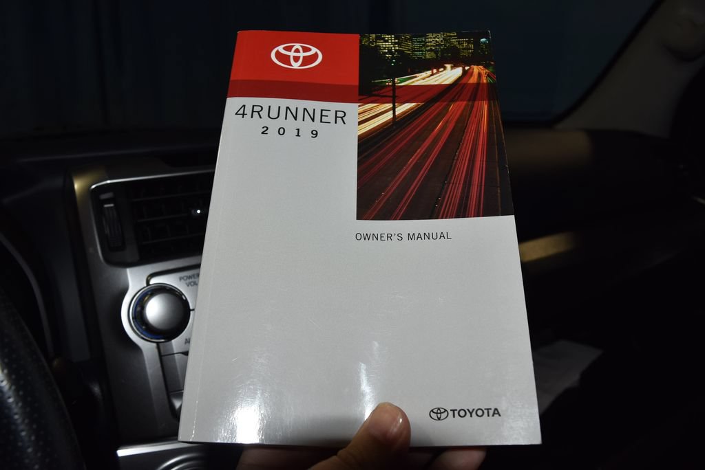 Used 2019 Toyota 4Runner SR5 Premium AWD/4WD image 10