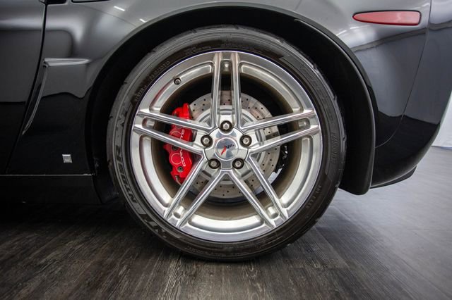 Used 2006 Chevrolet Corvette Z06 w/ Preferred Equipment Group image 38