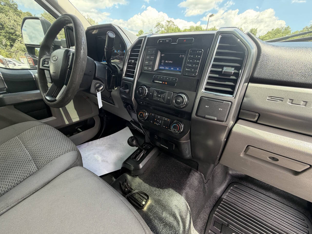 Used 2017 Ford F550 4x4 Regular Cab Super Duty image 39