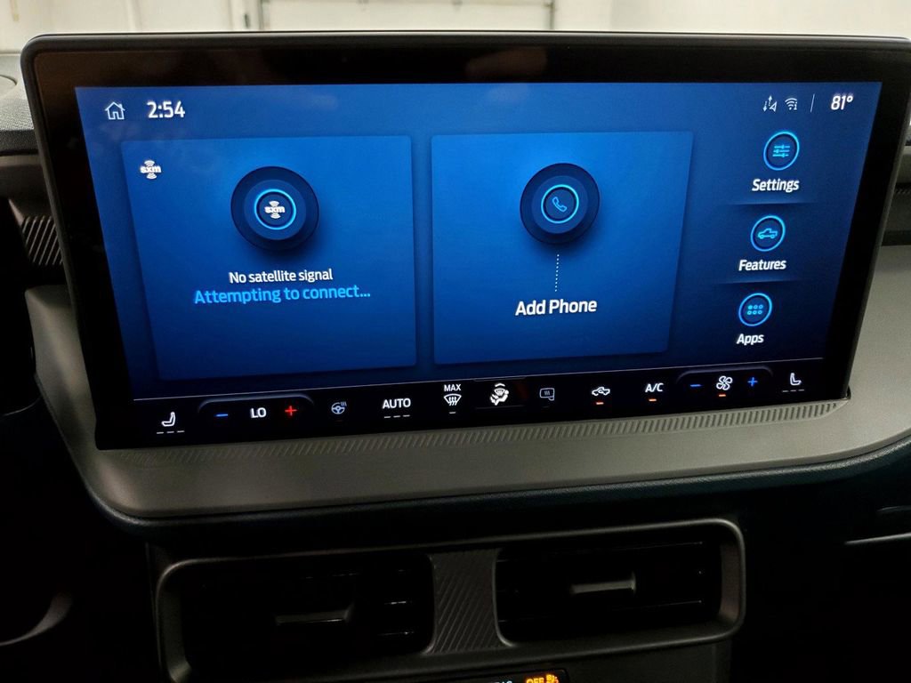 New 2025 Ford Maverick XLT w/ XLT Luxury Package image 17