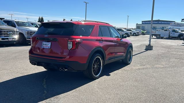Certified 2022 Ford Explorer ST image 3