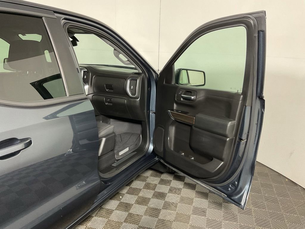 Used 2019 Chevrolet Silverado 1500 RST w/ All-Star Edition AWD/4WD image 31