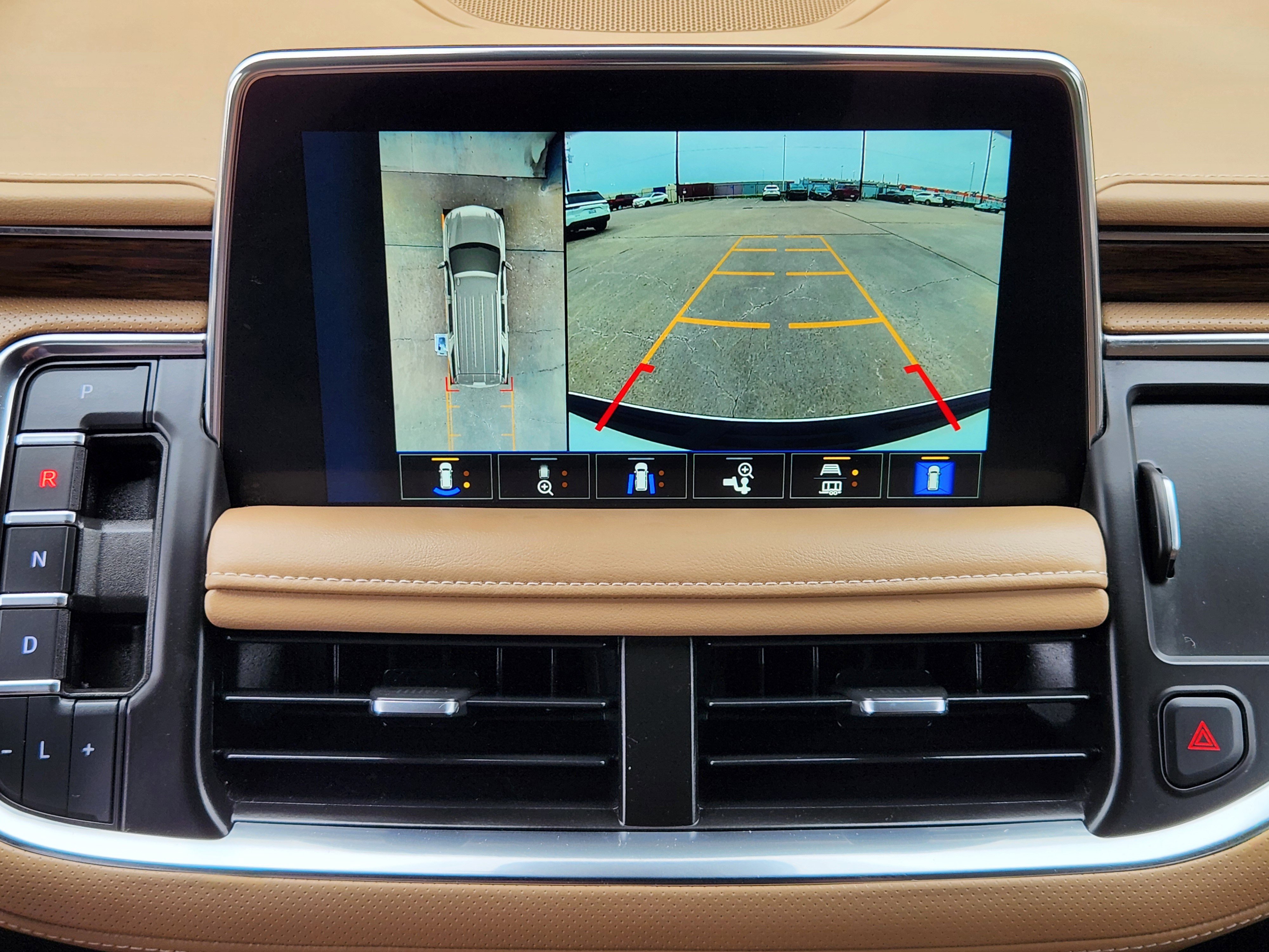 Used 2023 Chevrolet Tahoe Premier RWD image 19