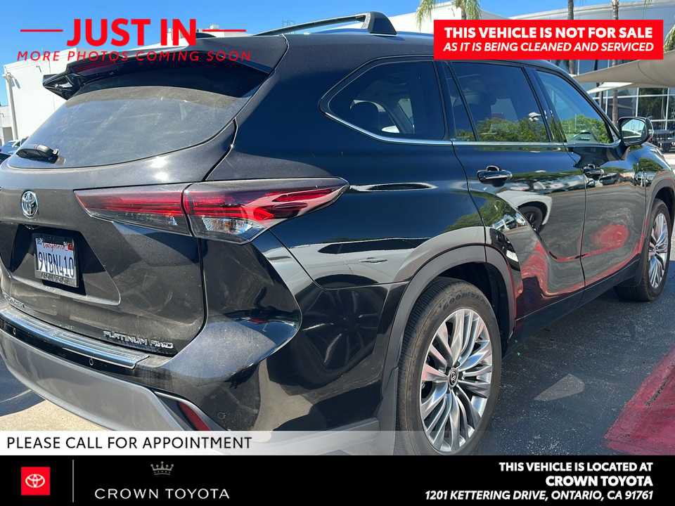 Certified 2026 Toyota Highlander Platinum AWD/4WD image 4