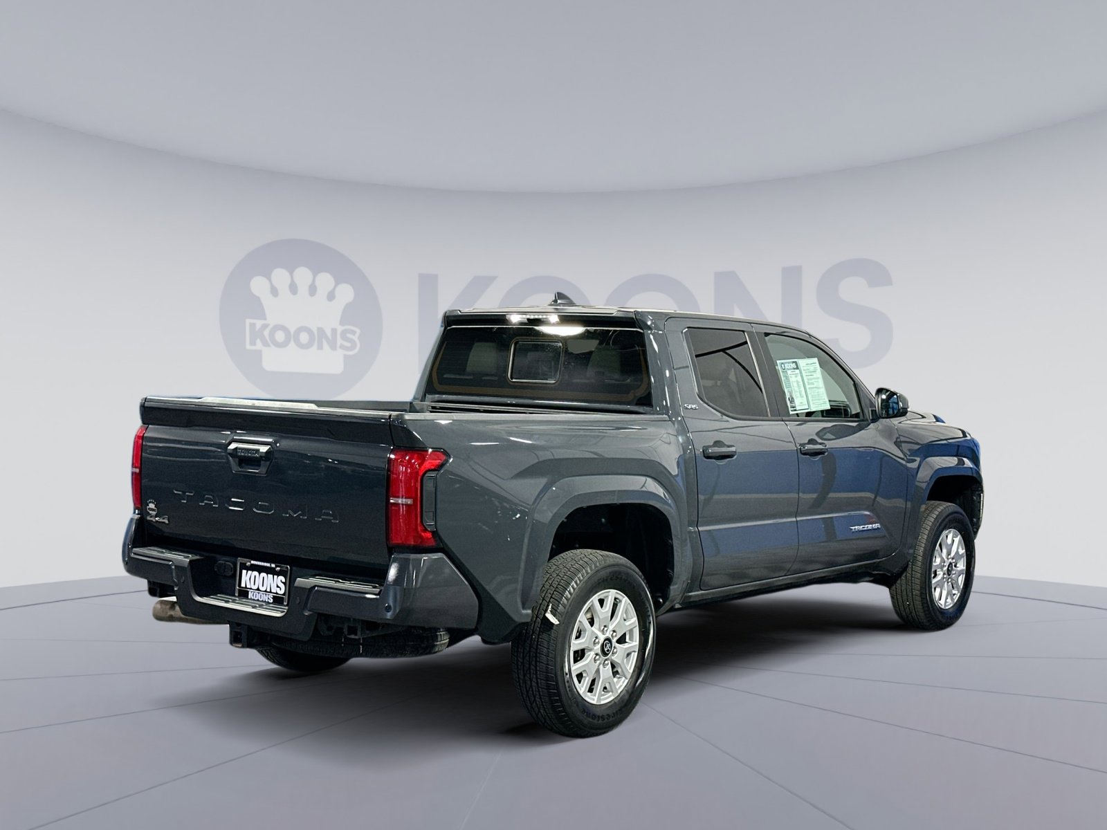 Used 2024 Toyota Tacoma SR5 image 7