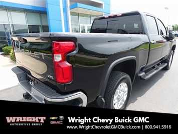 Used 2024 Chevrolet Silverado 3500 LTZ image 3
