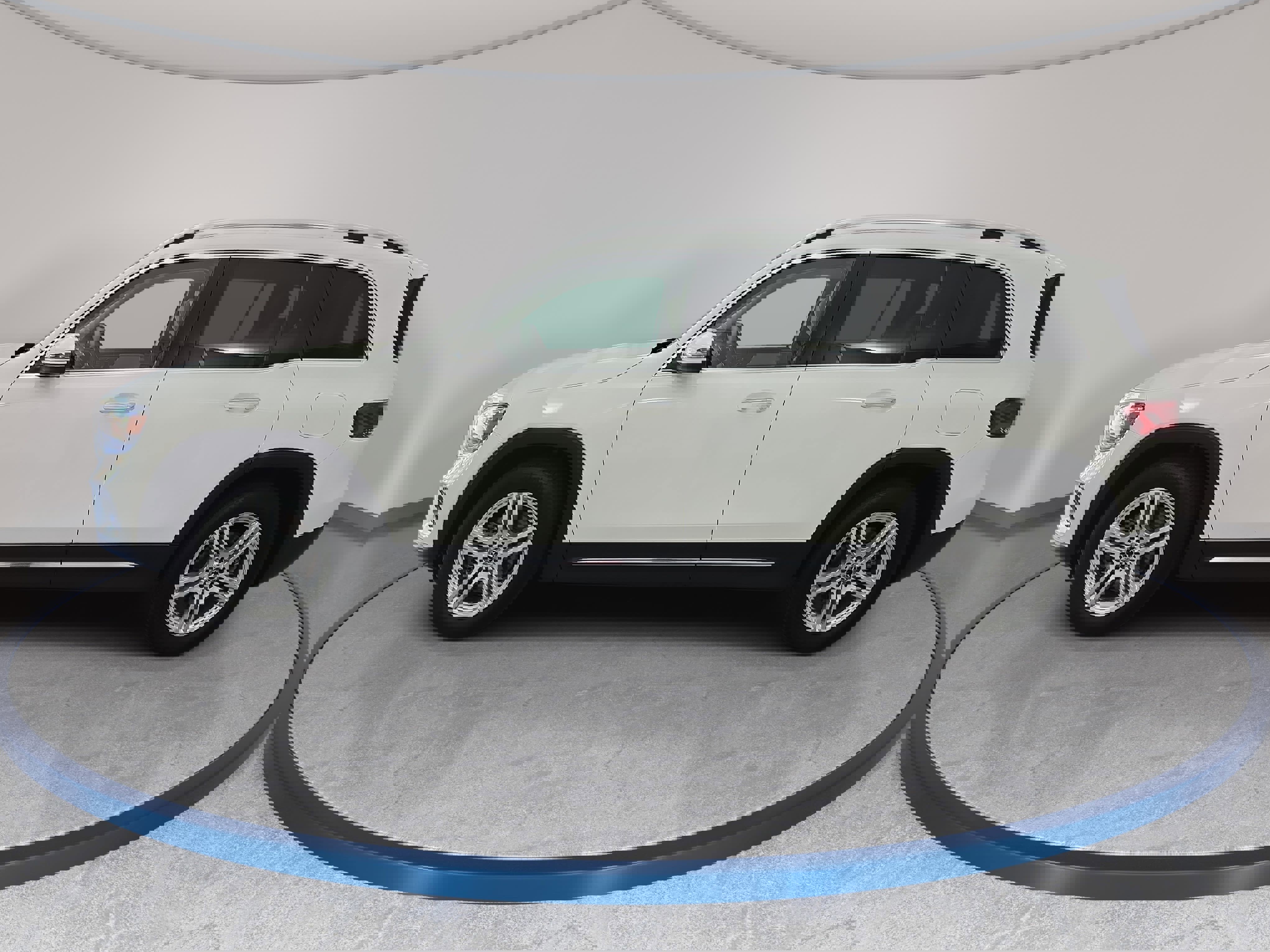 Used 2021 Mercedes-Benz GLB 250 4MATIC image 8