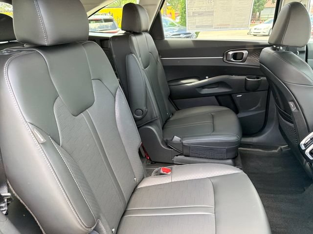 New 2026 Kia Sorento EX w/ EX Premium Package FWD image 22
