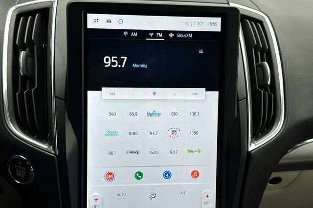 Certified 2022 Ford Edge Titanium w/ Equipment Group 301A image 15