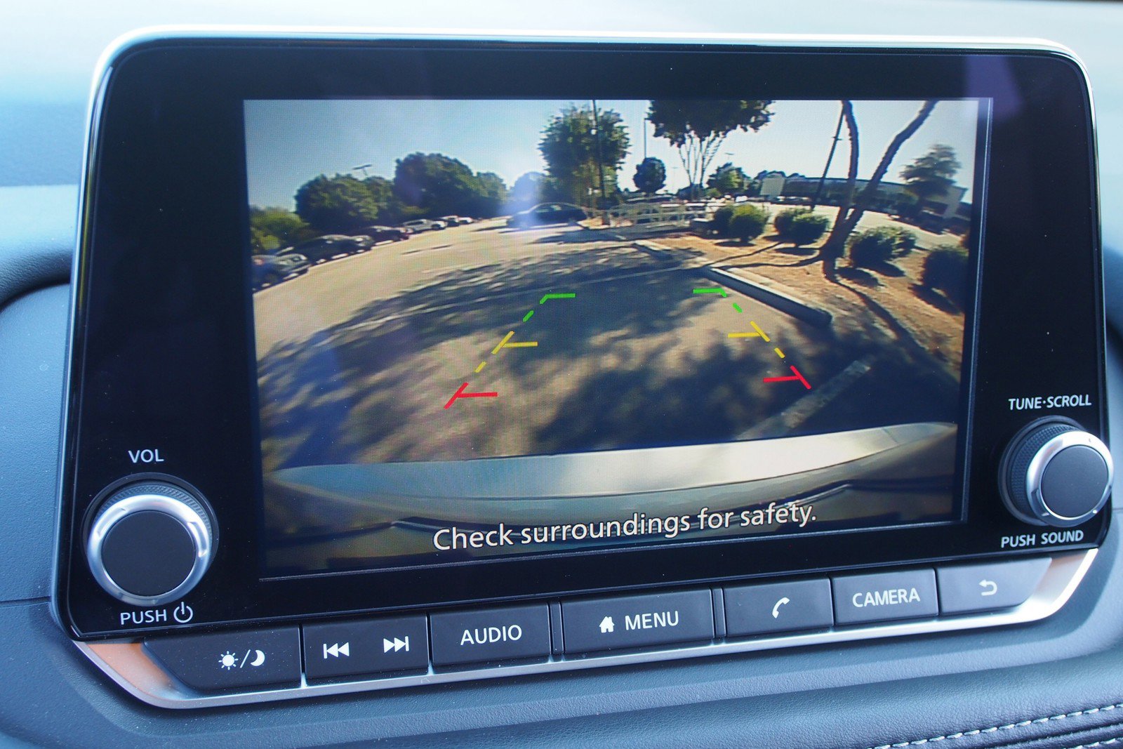 Used 2025 Nissan Rogue S FWD image 28