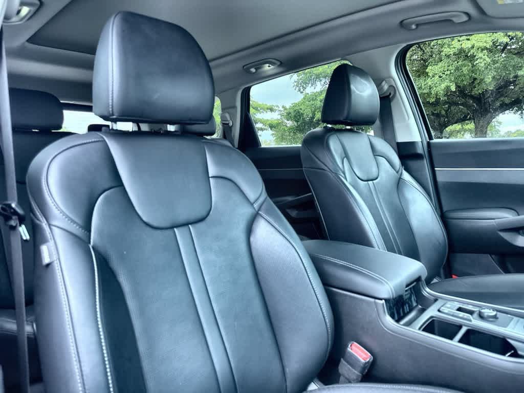Certified 2026 Kia Sorento EX w/ EX Premium Package FWD image 27