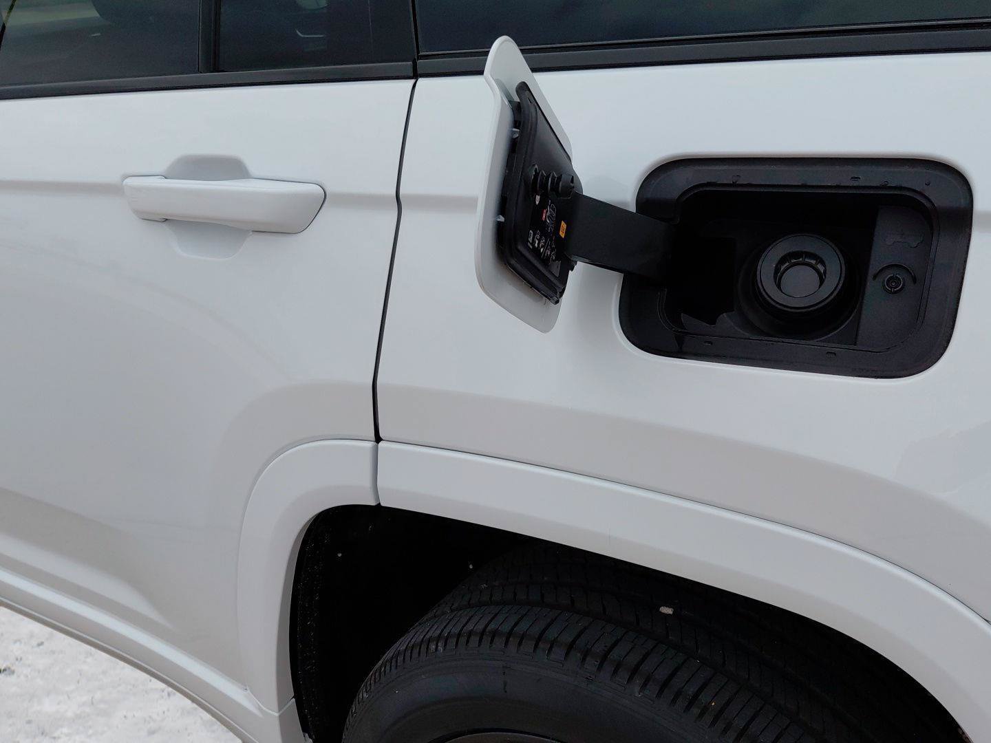 New 2026 Jeep Grand Cherokee Limited AWD/4WD image 23