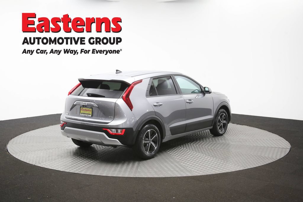 Used 2025 Kia Niro LX FWD image 39