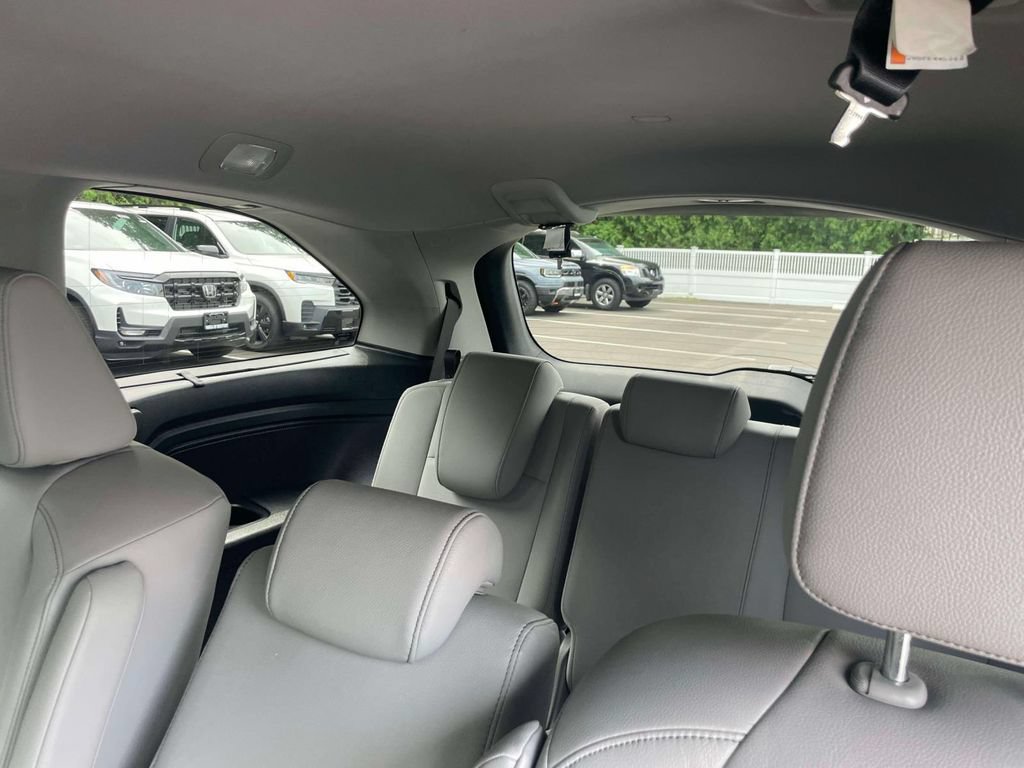 Used 2023 Honda Odyssey Touring image 11
