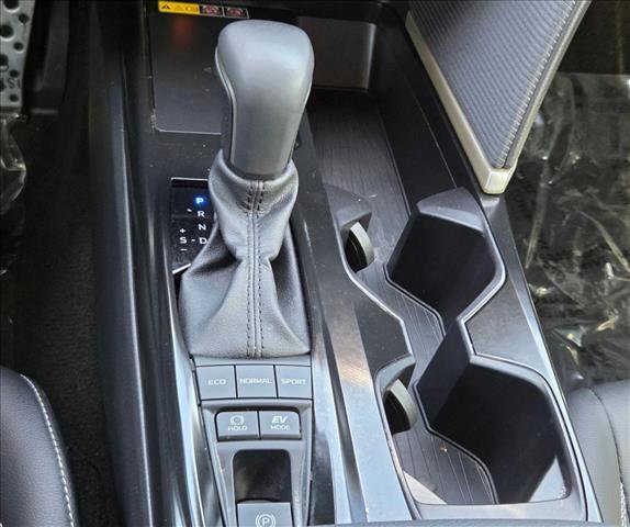Certified 2025 Toyota Camry SE FWD image 13