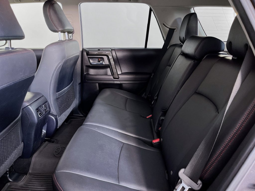 Used 2021 Toyota 4Runner Venture AWD/4WD image 28