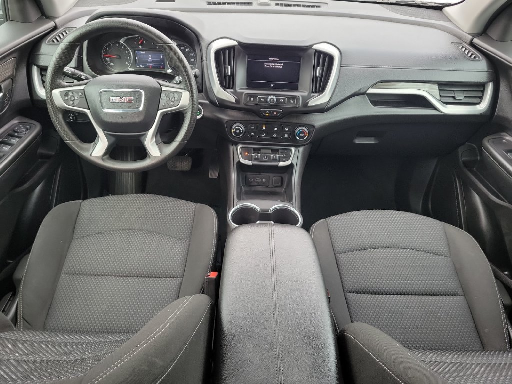 Used 2024 GMC Terrain SLE FWD image 11