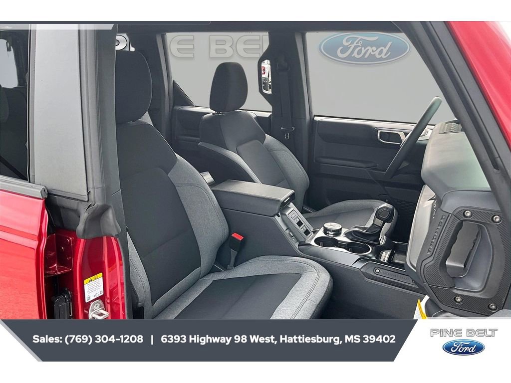 New 2025 Ford Bronco 4-Door w/ Sasquatch Package AWD/4WD image 6
