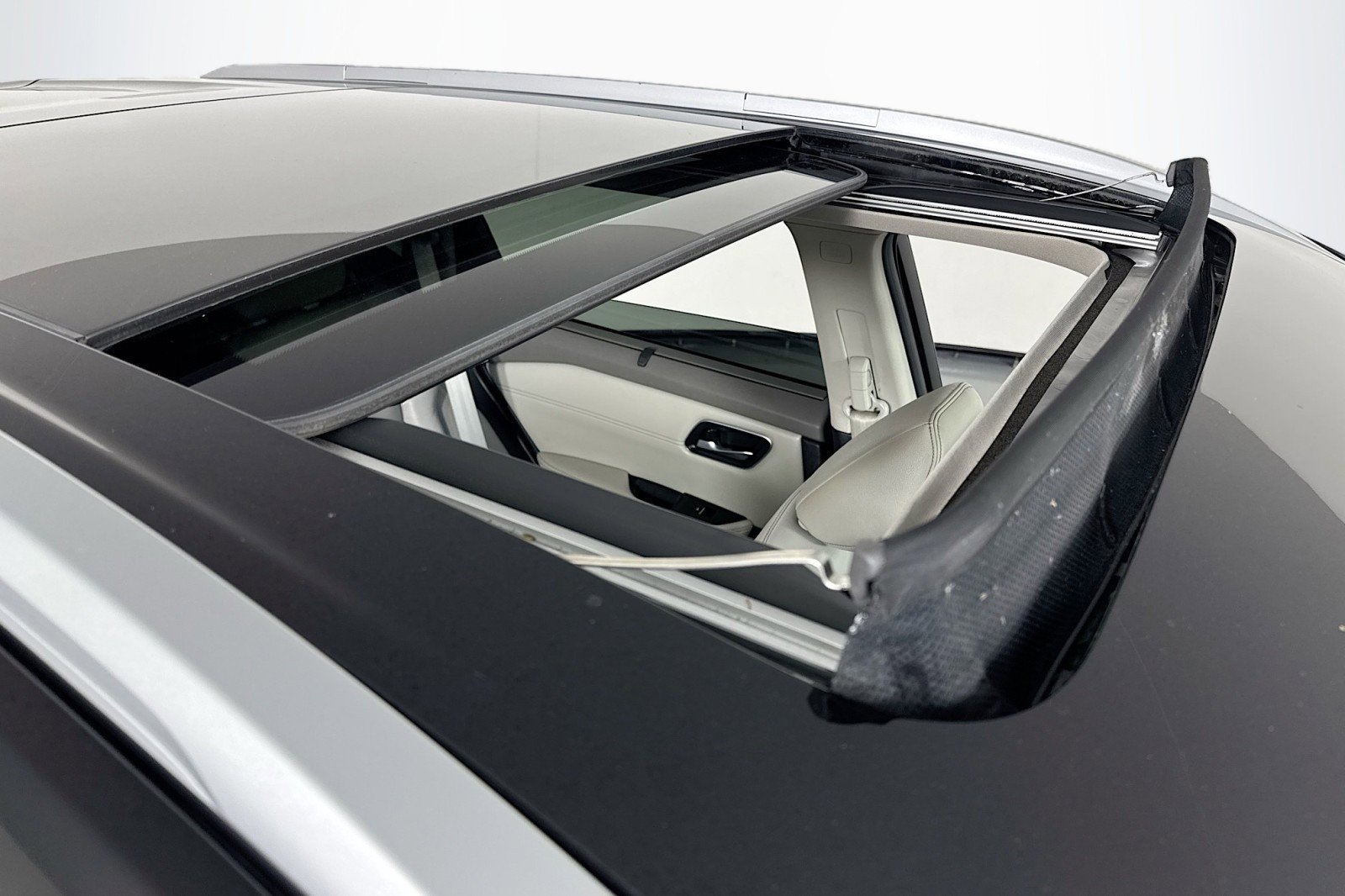 Used 2021 Nissan Rogue SL image 21