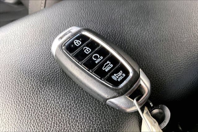 Certified 2021 Hyundai Elantra SEL FWD image 13