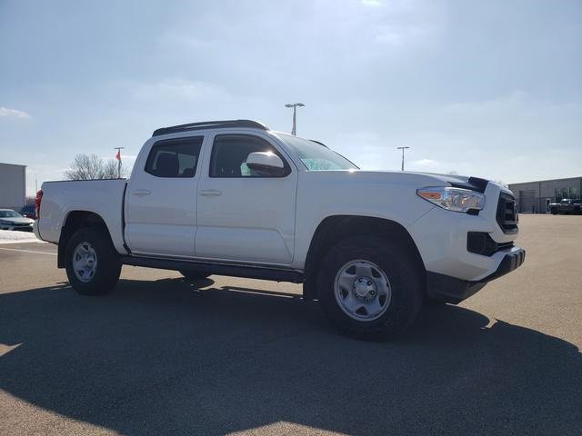 Used 2023 Toyota Tacoma SR image 3