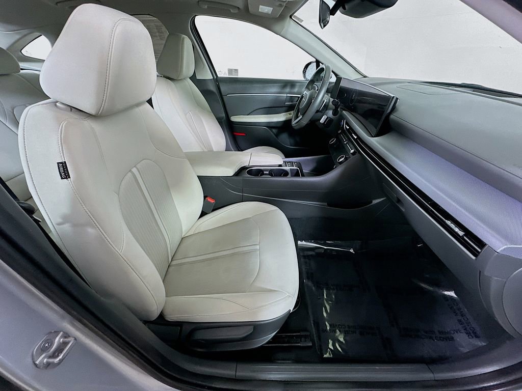 Used 2024 Hyundai Sonata SEL w/ Convenience Package image 11