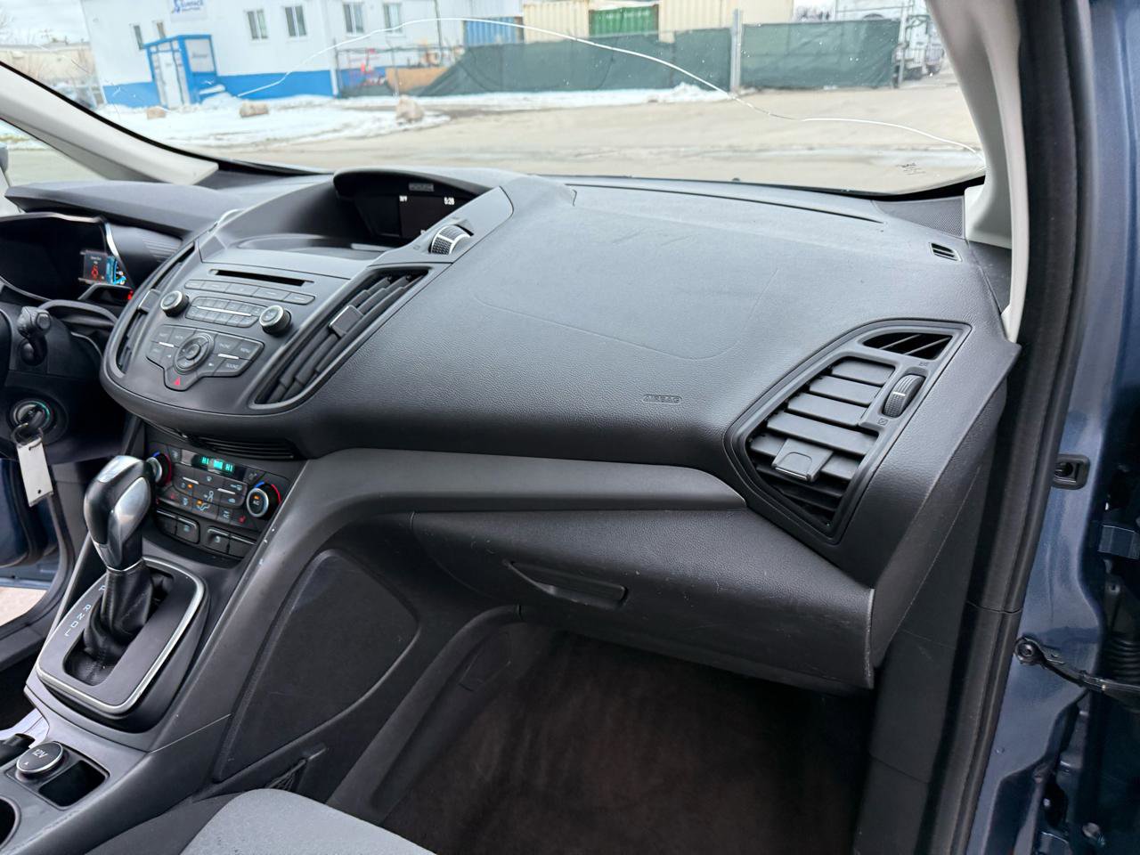 Used 2018 Ford C-MAX SE w/ Cold Weather Package image 26