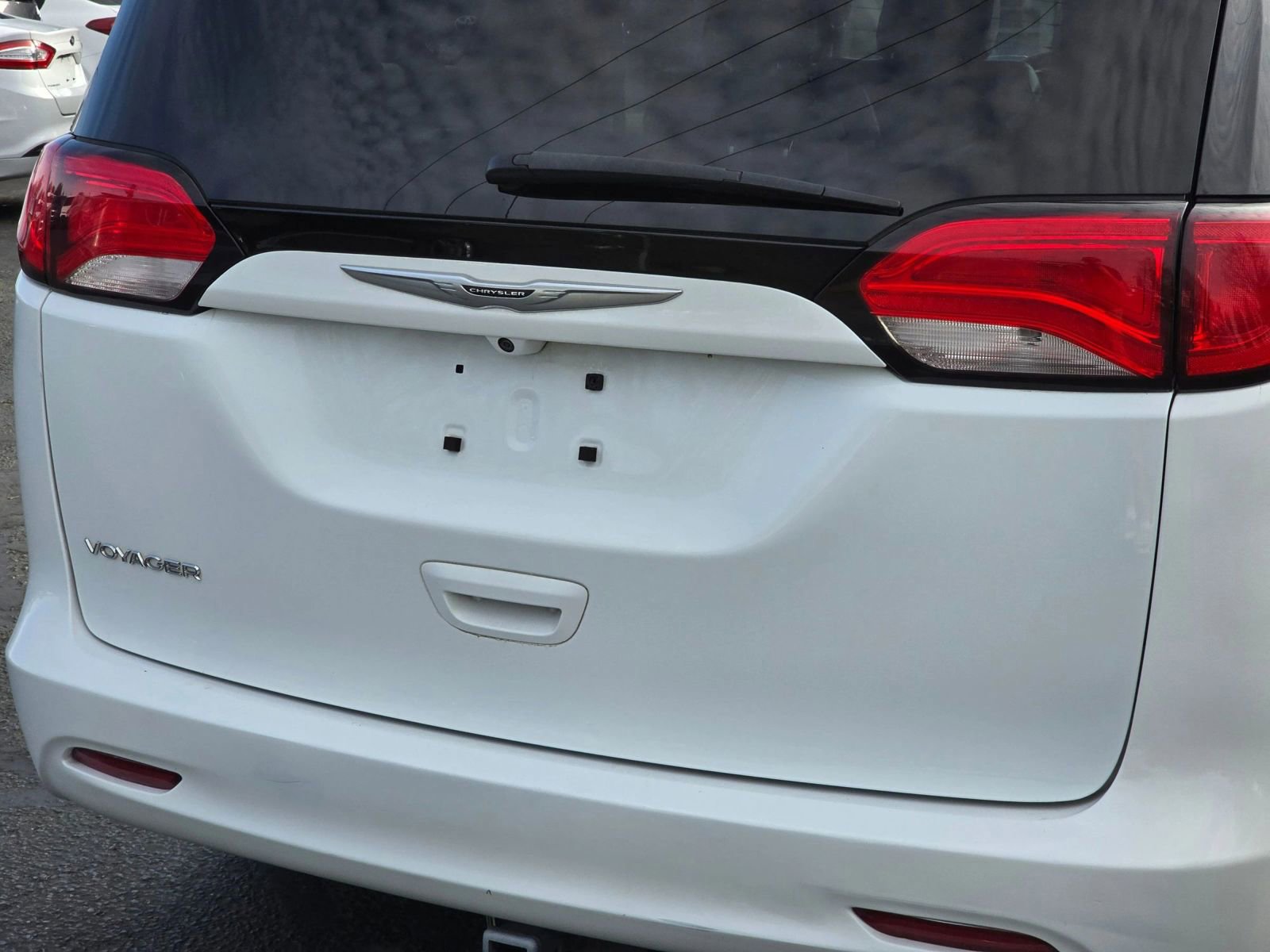 Used 2021 Chrysler Voyager Lxi image 15