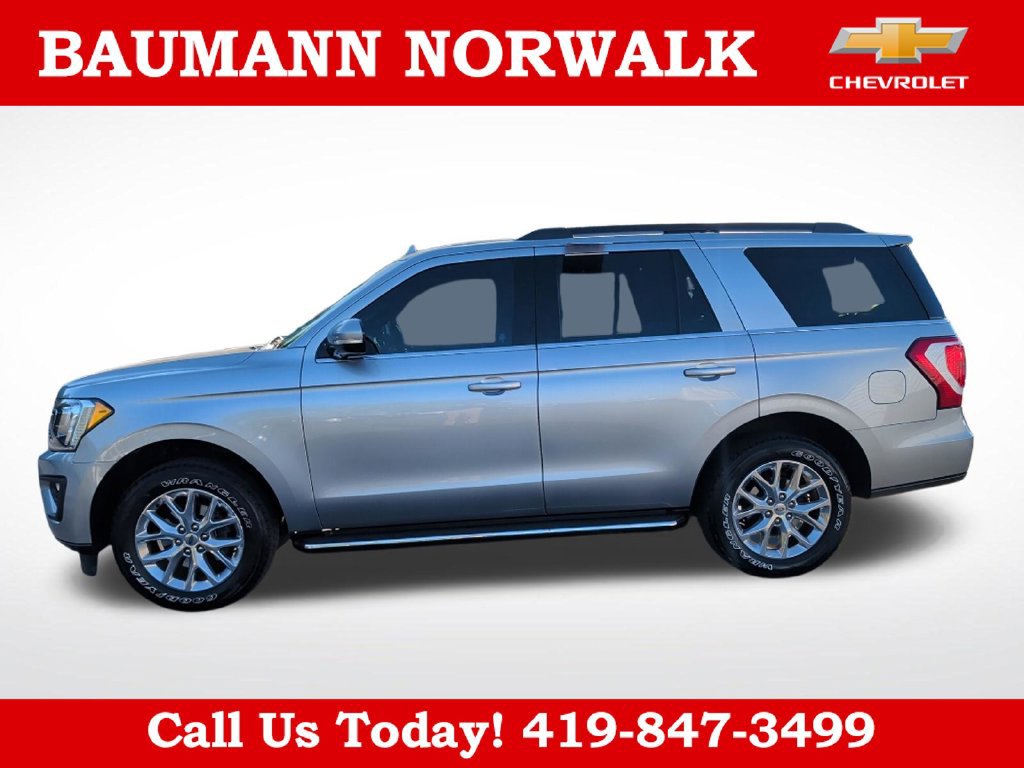 Used 2020 Ford Expedition XLT w/ Equipment Group 202A AWD/4WD image 4