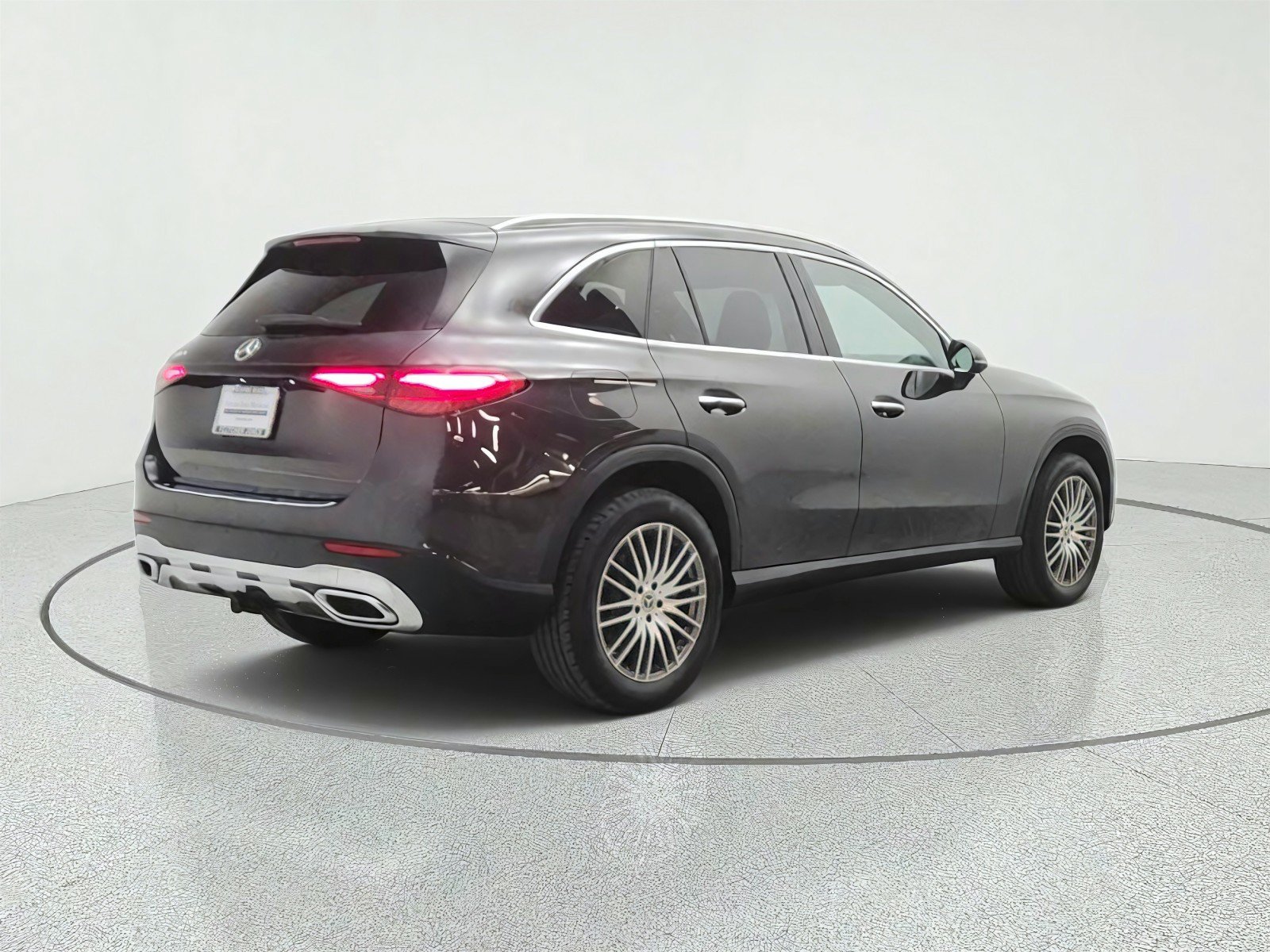 Used 2024 Mercedes-Benz GLC 300 image 5