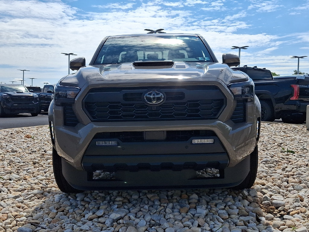 New 2026 Toyota Tacoma TRD Sport w/ TRD Sport Premium Package AWD/4WD image 2