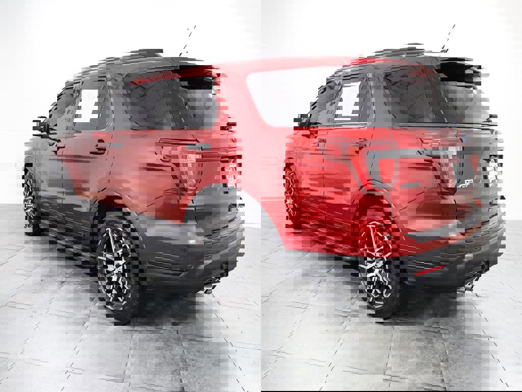 Used 2018 Ford Explorer Sport w/ Equipment Group 401A image 4