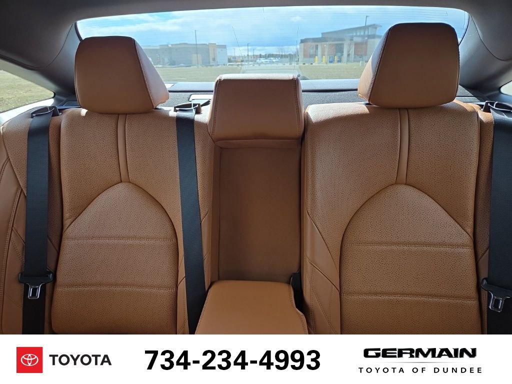 Used 2022 Toyota Avalon Limited w/ Advanced Safety Package image 14