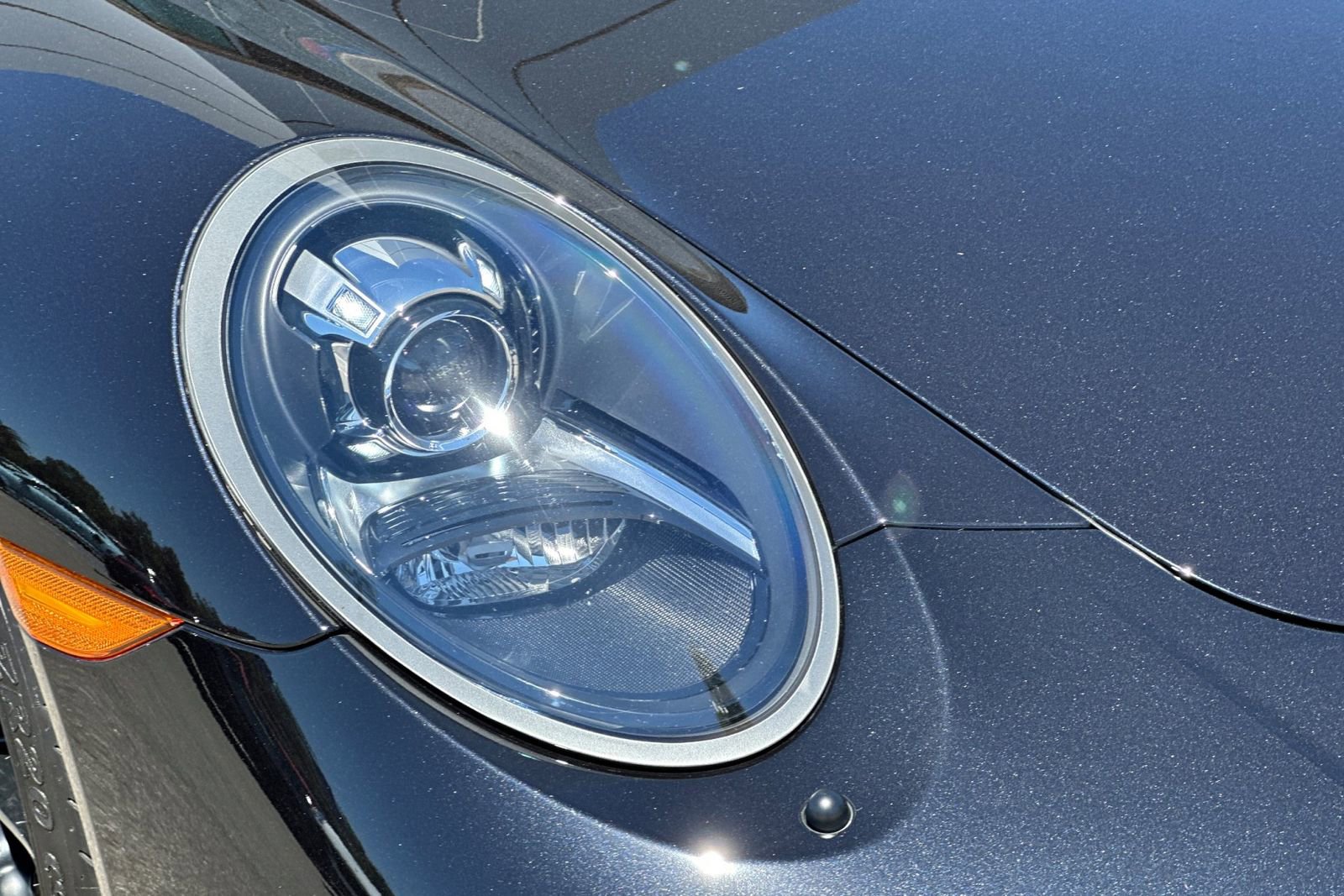 Used 2017 Porsche 911 Targa 4 GTS image 40