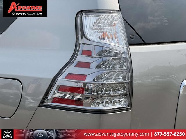 Used 2023 Lexus GX 460 Premium w/ Premium Package AWD/4WD image 13