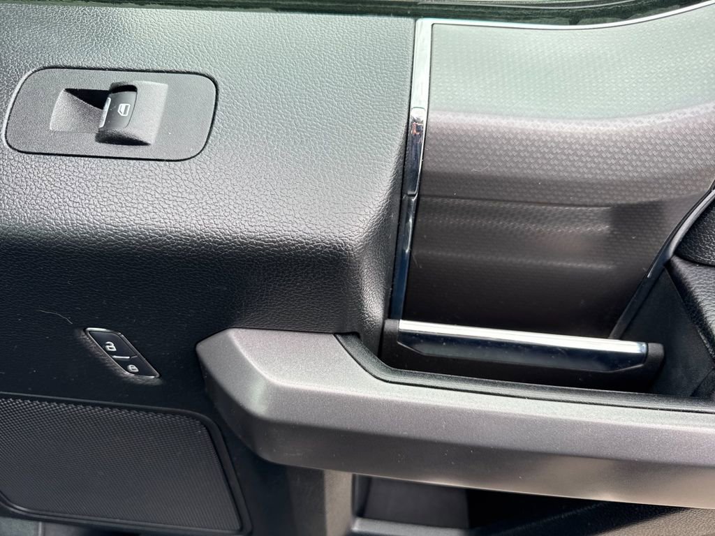 Used 2015 Ford F150 XLT w/ Equipment Group 302A Luxury image 18