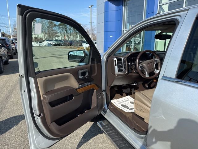 Used 2015 GMC Sierra 1500 SLT w/ SLT Crew Cab Value Package image 10