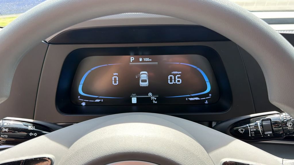 New 2026 Hyundai Elantra SE image 29