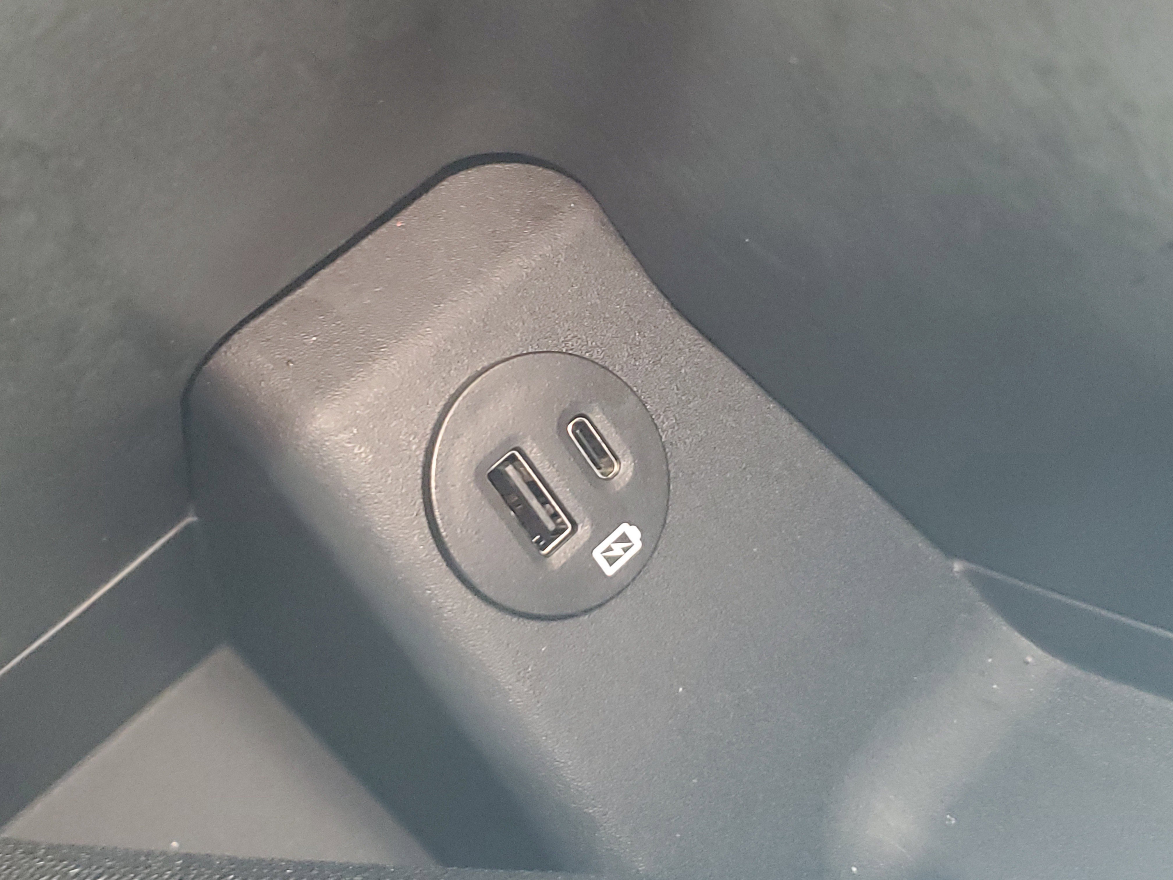 Used 2023 Ford F150 XLT w/ Equipment Group 302A High image 8