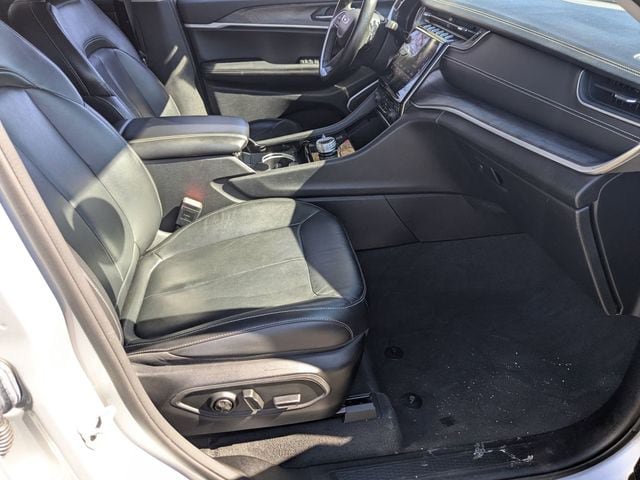 Certified 2021 Jeep Grand Cherokee L Limited AWD/4WD image 28