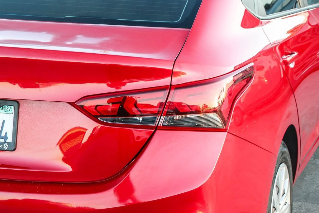 Used 2022 Hyundai Accent SE FWD image 10