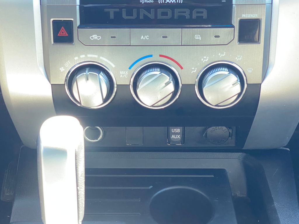 Used 2014 Toyota Tundra SR5 w/ SR5 Upgrade Package image 21