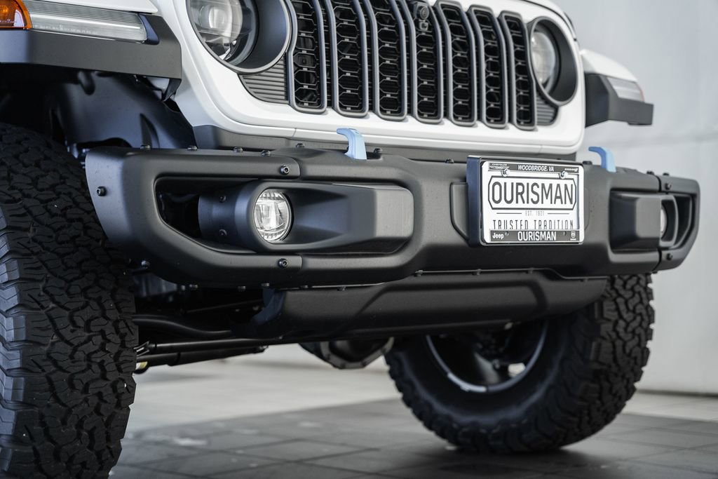 New 2025 Jeep Wrangler Unlimited Rubicon 4xe image 12