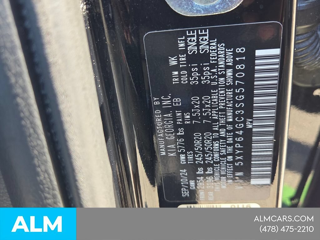 Used 2025 Kia Telluride S FWD image 8